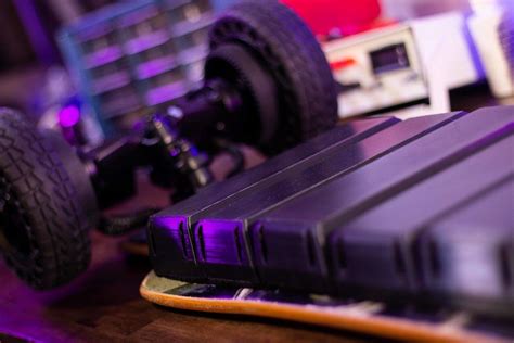 3d printed flexable electric skateboard enclosure|Electric Skateboard battery & VESCs enclosure .